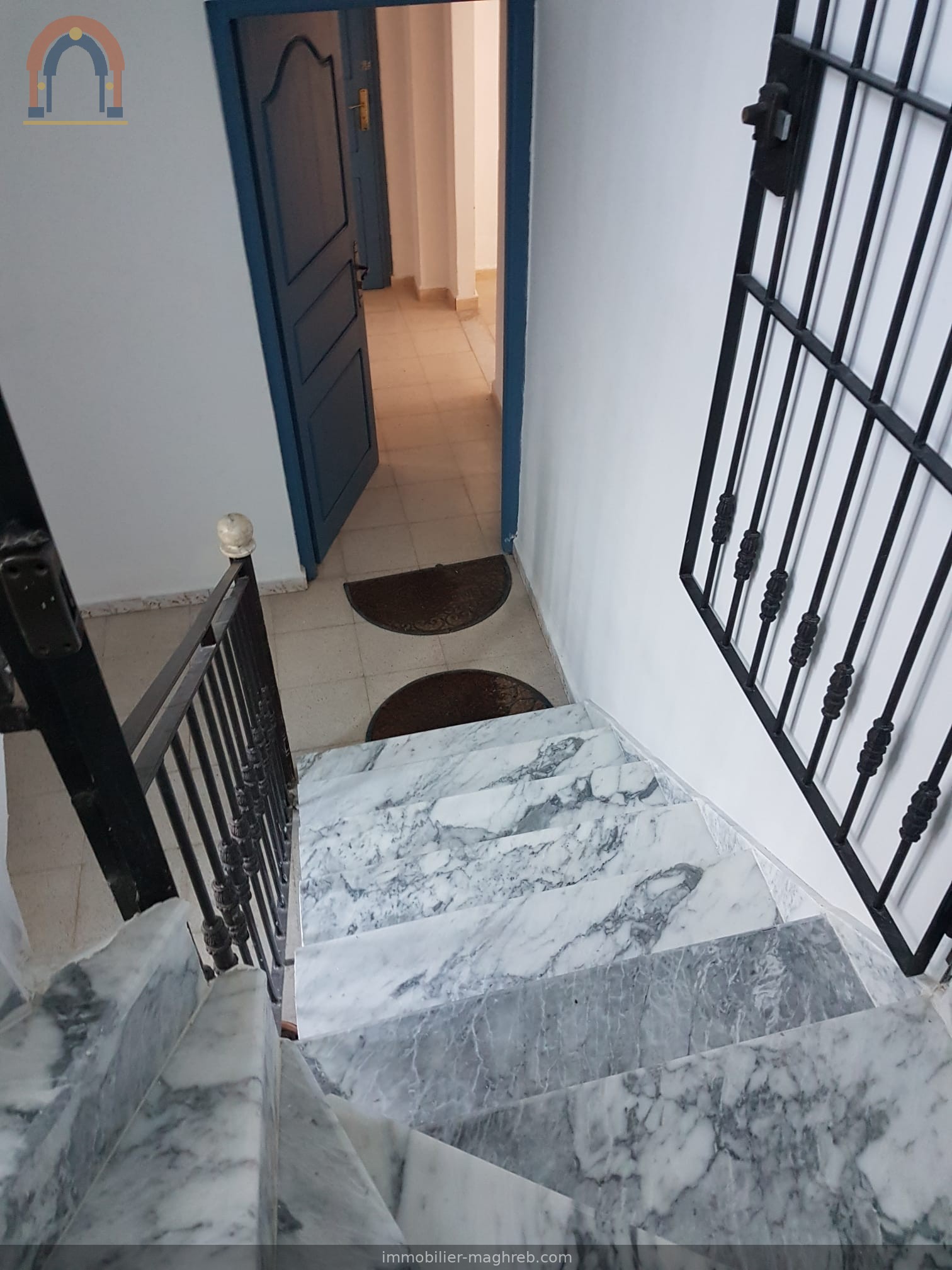 Maison vue mer à Chetaibi — 4 appartements avec vue exceptionnelle sur la baie